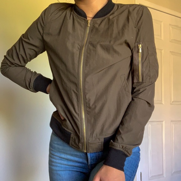 Zara bomber jacket - Picture 3 of 3